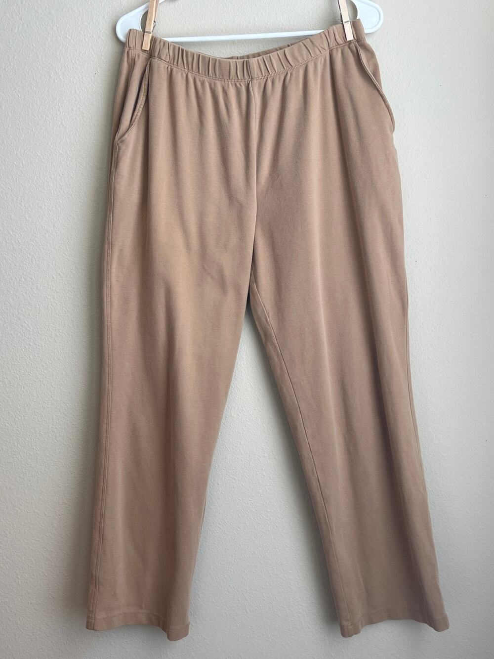 Lands End Sport Knit Tan Khaki Cotton Elastic Waist Straight Leg Pants Medium